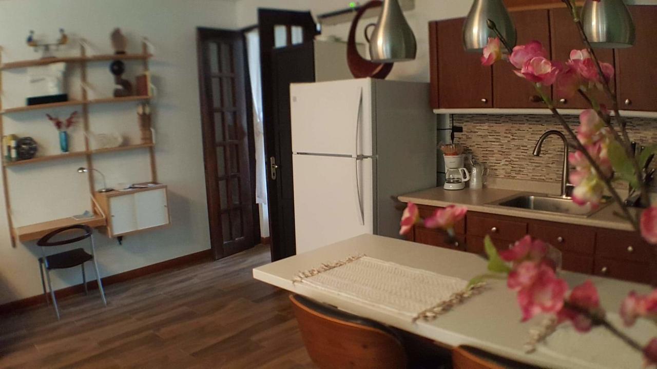 Cozybeach Large 1Bdrapt 50 Steps From Atlantic Ocean Private Street Between Ocean Park & Isla Verde 5 Mins From Airport San Juan Kültér fotó